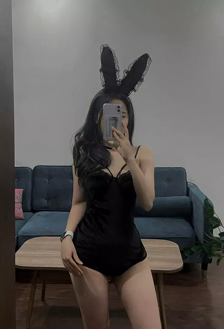 Chất đẹp ạ, lần thứ 2 mua của shop rồi, e đặt ship hoả tốc 11h tối hôm trc thì 10h sáng hôm sau có, rất tuyệt ạ