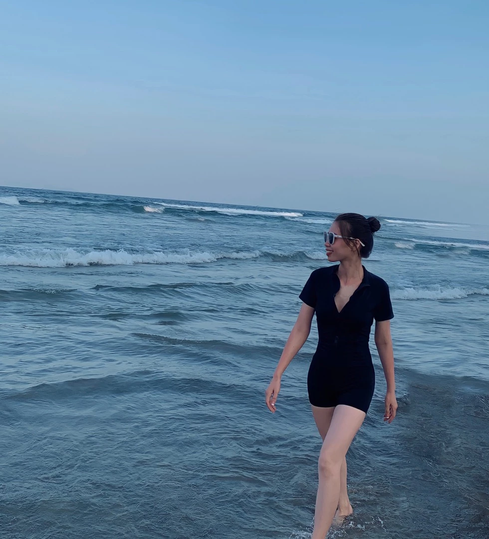 Rất đẹp trên cả tuyệt vời 
Chất rất mát sờ sướng tay lắm nhé
Giao hàng rất nhanh