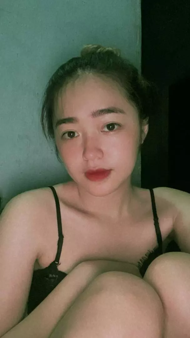 Cái áo đẹp mê ly lun á chời. Mang nhìn sexy quyến rũ gợi cảm . Tiền nào của nấy đúng thật . Đường chỉ đỉnh. Mua bnhiu chỗ k bằng chỗ này