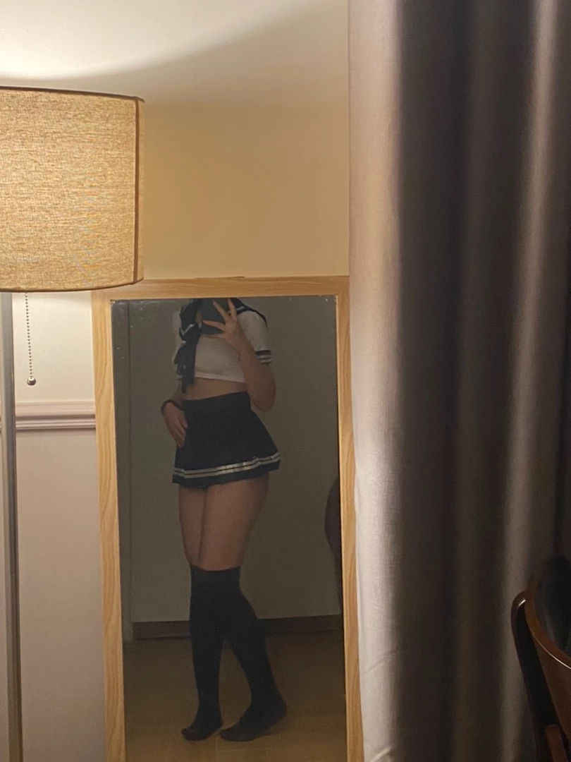 Mình 56kg 1m63 vừa khít luôn đẹp quá