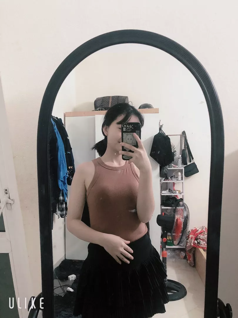 Đúng với mô tả:đúng
Chất liệu:xỊn
Màu sắc:nâu

Quá là xinh đẹp nên mua nha mọi người ơi áo đẹp from xịn chất liệu ok nha giao hàng nhanh giá hợp lí sẽ quay lại ủng hộ shopp dài dài bla lablskakakalalakaksksksksksksjsjnssjjsjs