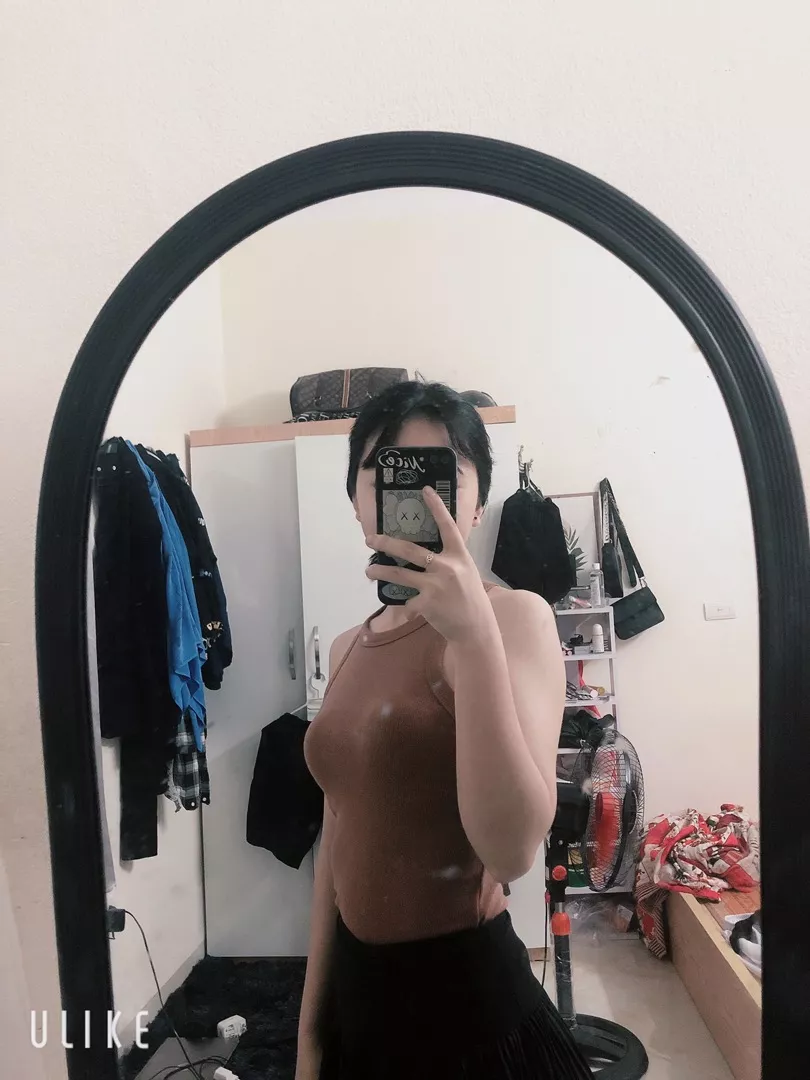 Đúng với mô tả:đúng
Chất liệu:xỊn
Màu sắc:nâu

Quá là xinh đẹp nên mua nha mọi người ơi áo đẹp from xịn chất liệu ok nha giao hàng nhanh giá hợp lí sẽ quay lại ủng hộ shopp dài dài bla lablskakakalalakaksksksksksksjsjnssjjsjs