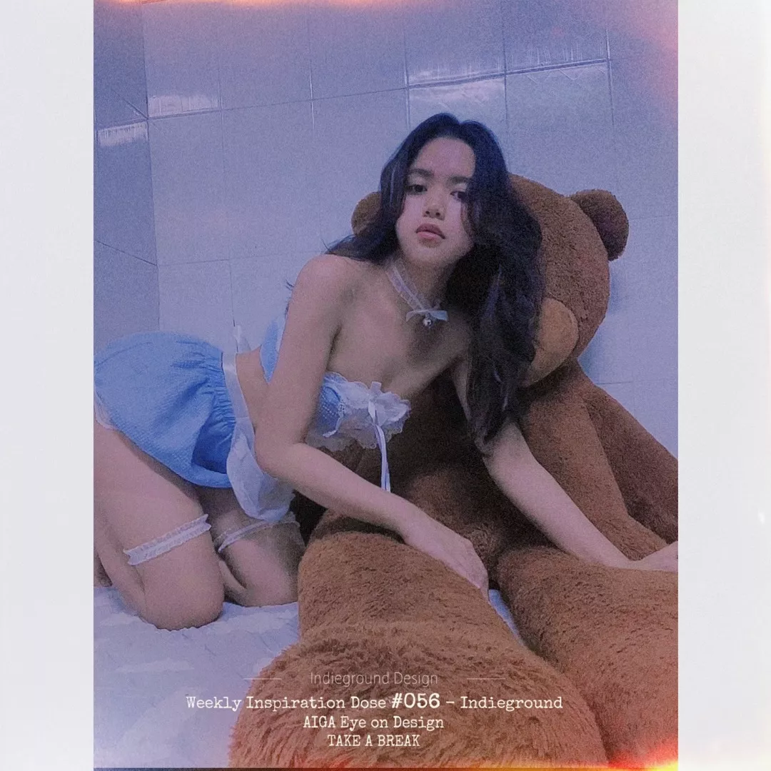 Màu sắc:xanh
Đúng với mô tả:giống mẫu
Chất liệu:kate

Đồ xinh,có cài tóc nữa,đầy đủ như hình,nên mua nha mn