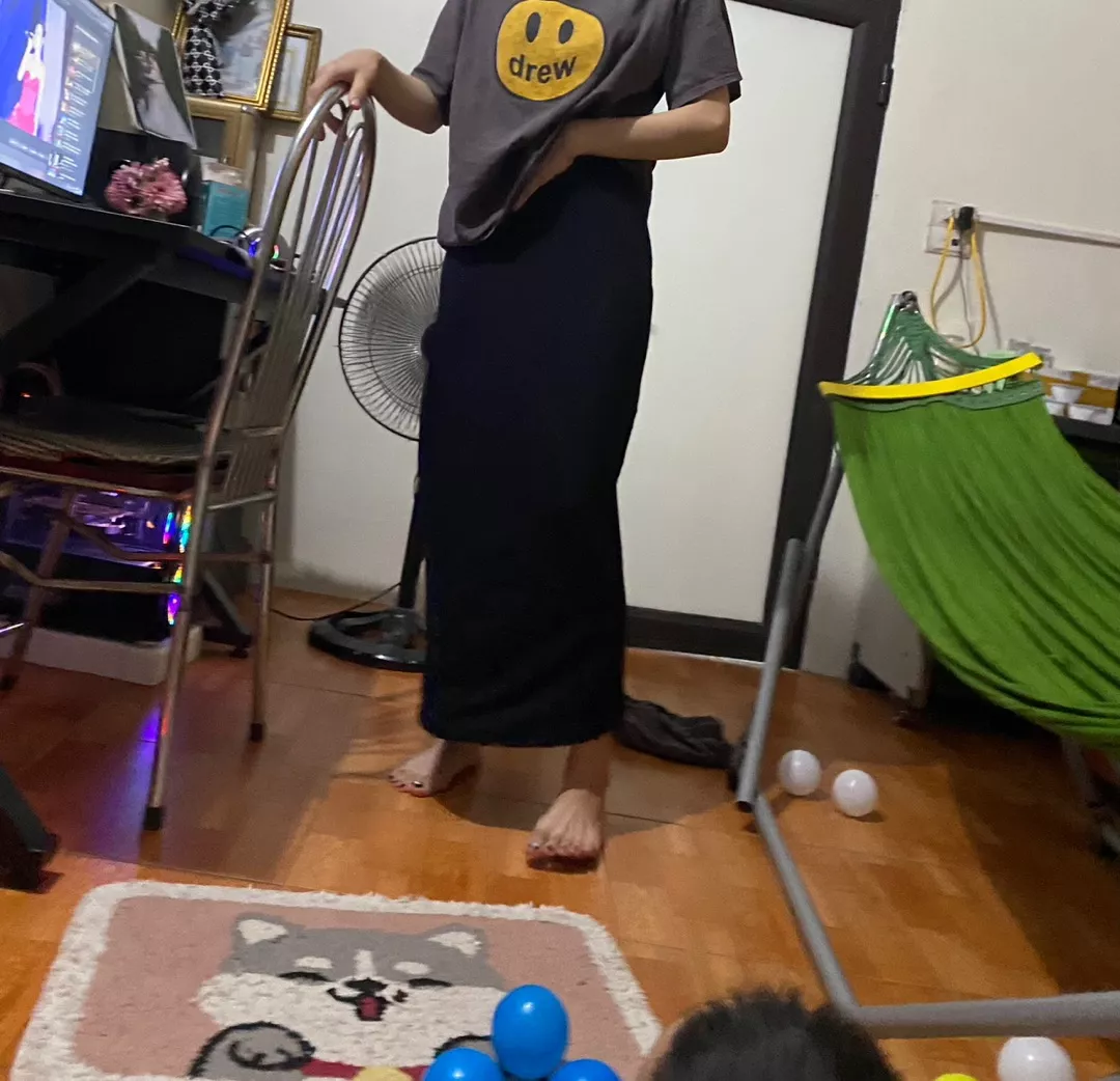 Váy mặc thích cực k quá dày,vừa phai rất ưng cái bụng.mình cao m66 nặng 51kg nha