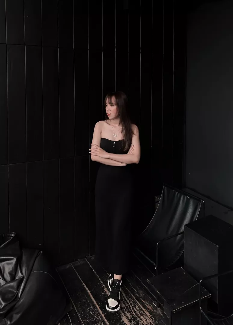 Đẹp nha mọi người mỗi tội ai có mỡ bụng thì mặc sẽ lộ nheeeee …..