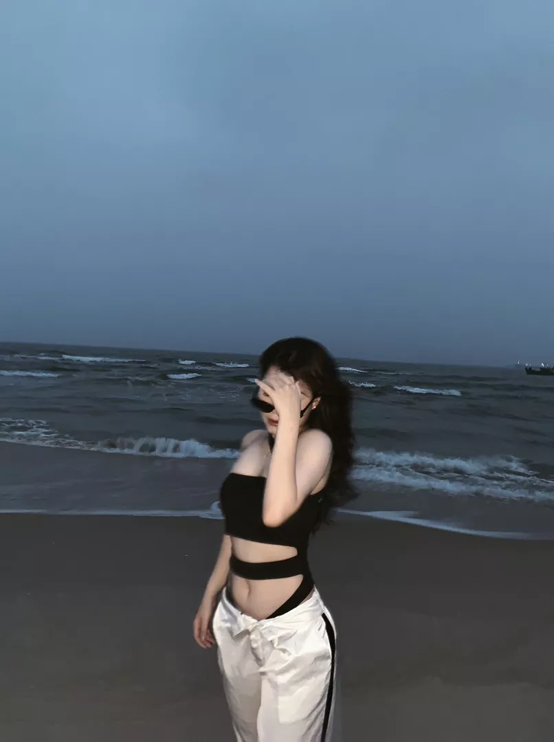 Đỉnh của đỉnh mọi người ơi , giá rẻ còn chất liệu ổn , nên mua nha mọi người