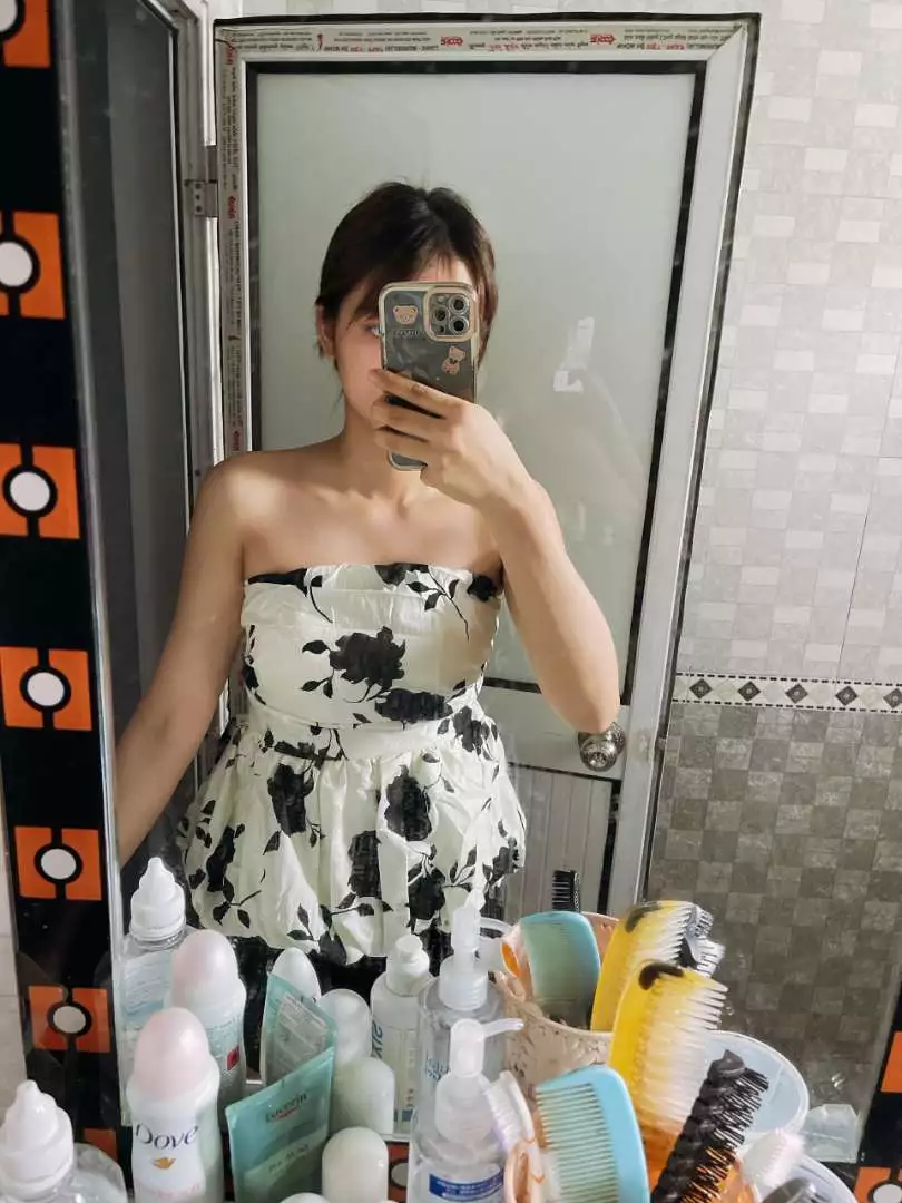 Đúng với mô tả:đúng
Chất liệu:thô mềm
Màu sắc:chuẩn ảnh

hàng đẹp lắm nha shop