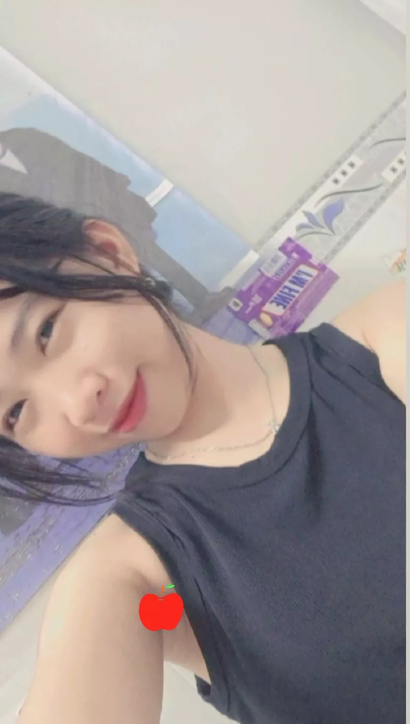 Đúng với mô tả:đúng
Chất liệu:cotton
Màu sắc:đen

Áo đẹp lắm ạ, mà mình đặt nhần sz nên hơi rộng xíu nhưng mà hông sao. Đẹp mà rẻ xỉu nên mua nha