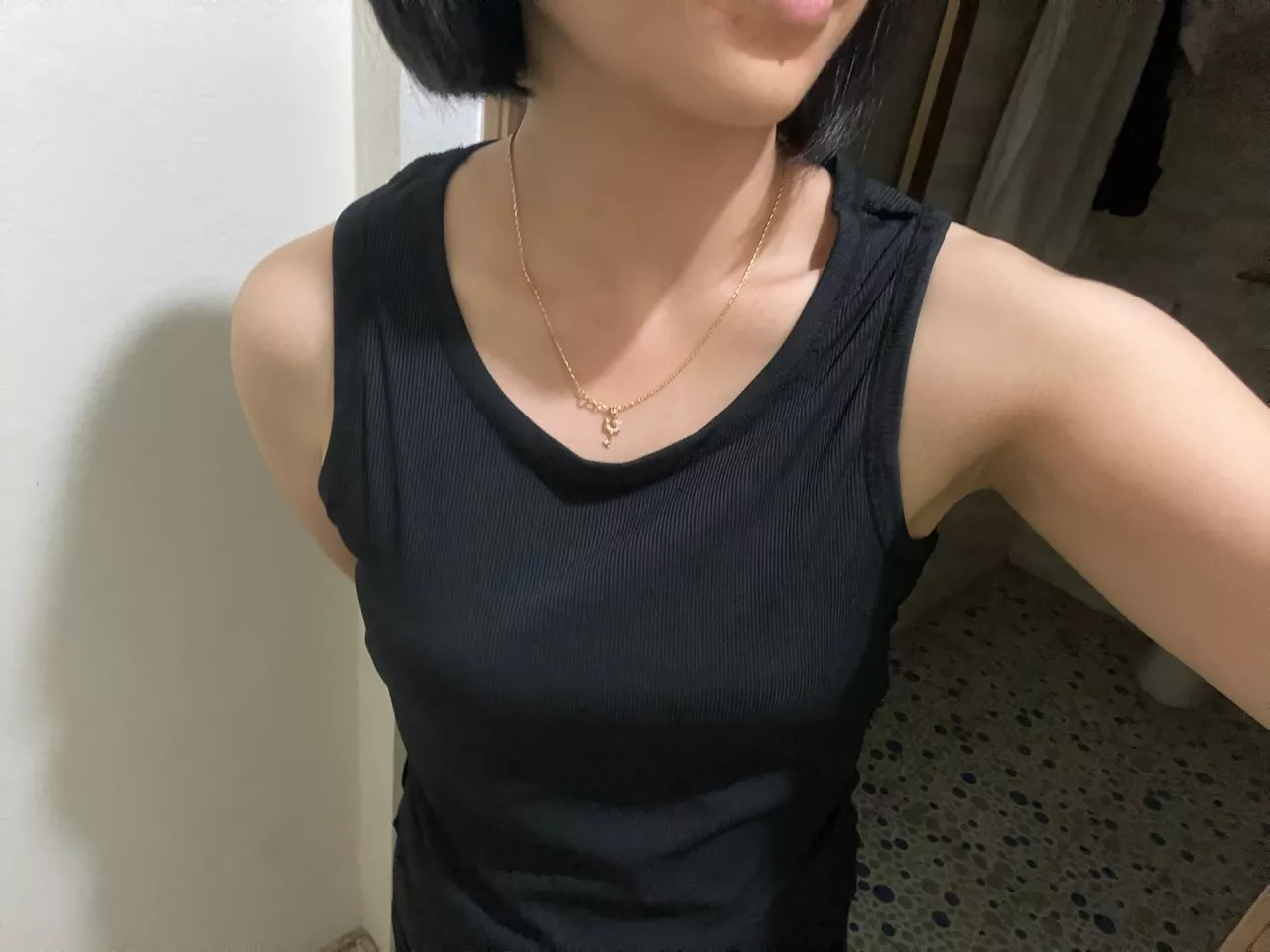 Đúng với mô tả:yess

Ui. Thật sự ko nghĩ được là với cái giá đó lại mua đc cái áo ưng như vậy cơ. Cảm ơn shop. Áo tăm, mặc co giãn và k lộ bụng. Hihi