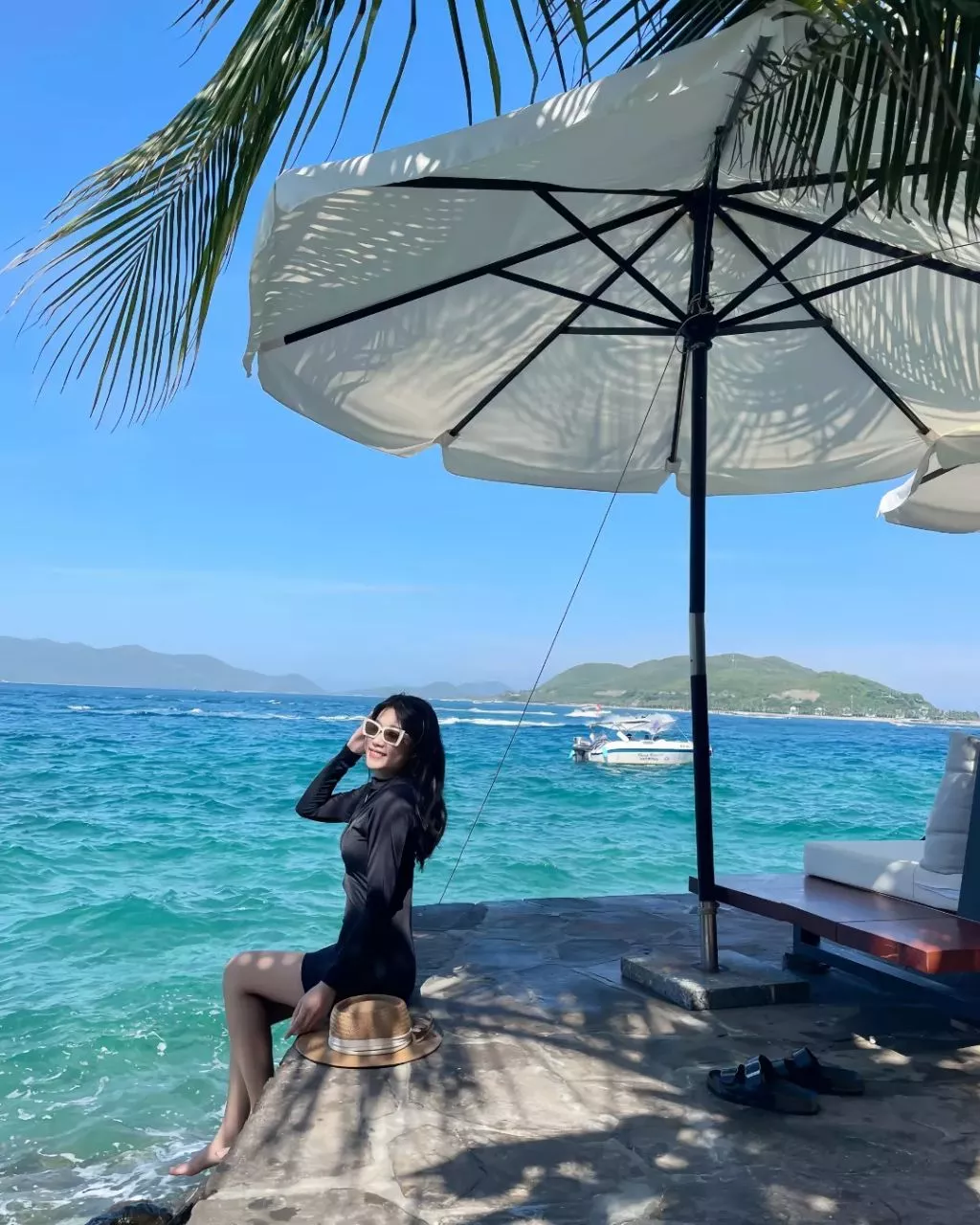 Đồ hơi rộng với mình nhưng lên hình quá đỉnh luôn ạ. Giao hàng nhanh lắm. Cảm ơn shop