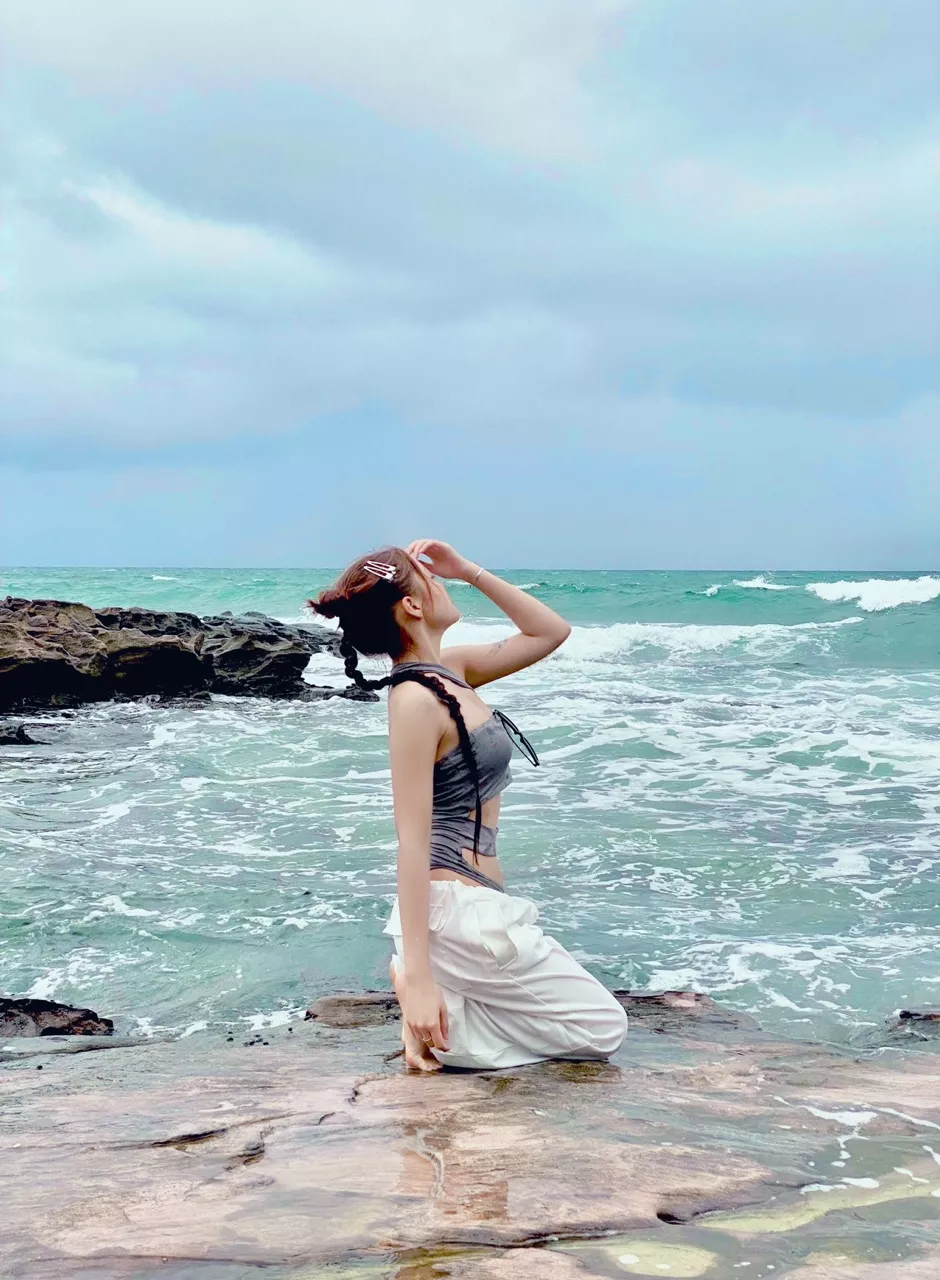 Đẹp mún chớt v1 tui 78 mặc hơi bị rộng xíu nhưng bóp dô chút xíu là mặc vừa khít then kiu shop